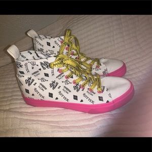 Birds of Prey Harley Quinn High tops Size 8